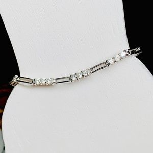 Elegant Crystal and Silver Link Bracelet, 6.5”